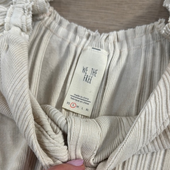 We the Free Women’s Cream Button-Down Crop Top - Picture 3 of 8